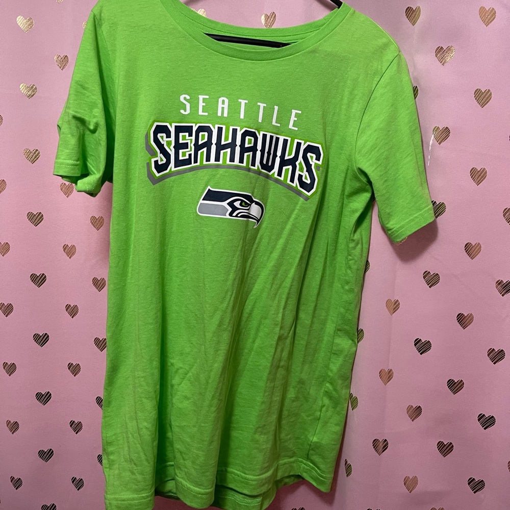 🌻 seahawks shirt